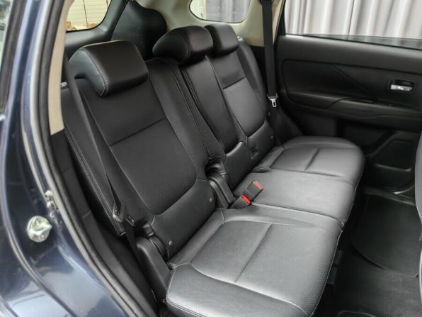 Mitsubishi Outlander III Рестайлинг 2 с пробегом 2018 года, цена 2 298 000 рублей, 186000 км, внедорожник, Автокод Объявления