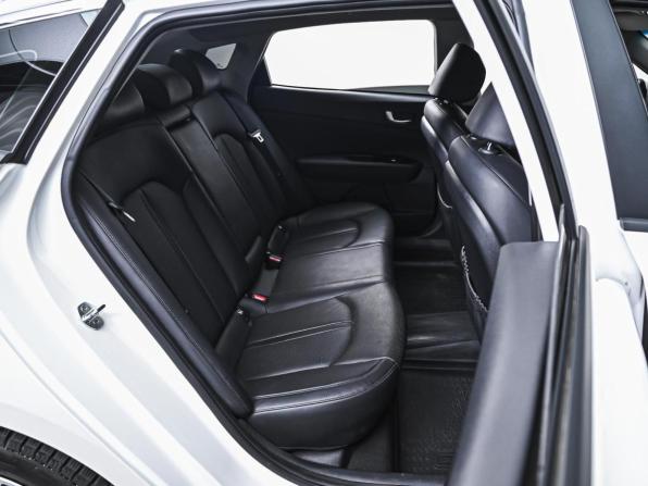 Kia Optima IV Рестайлинг с пробегом 2019 года, цена 2 270 000 рублей, 131053 км, седан, Автокод Объявления