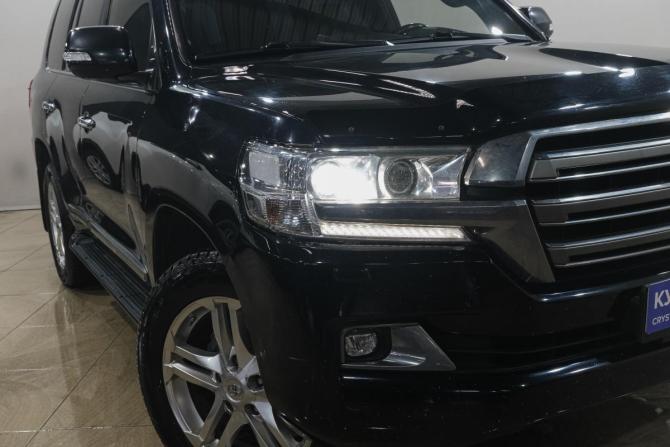 Toyota Land Cruiser 200 Series Рестайлинг 2 с пробегом 2015 года, цена 4 619 000 рублей, 211000 км, внедорожник, Автокод Объявления