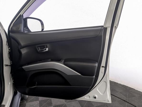 Mitsubishi Outlander II Рестайлинг с пробегом 2011 года, цена 1 420 000 рублей, 202648 км, внедорожник, Автокод Объявления