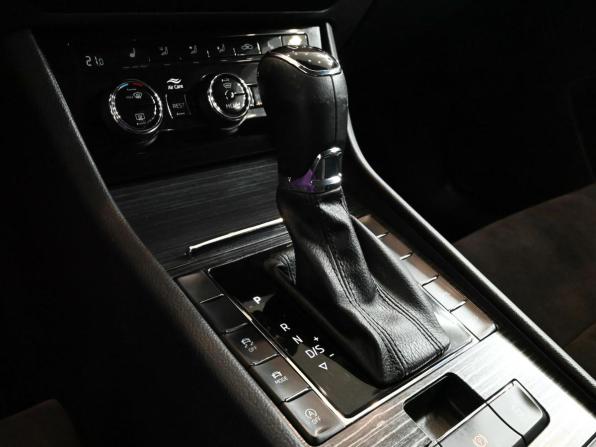Skoda Superb III Рестайлинг с пробегом 2022 года, цена 2 450 000 рублей, 208525 км, лифтбек, Автокод Объявления