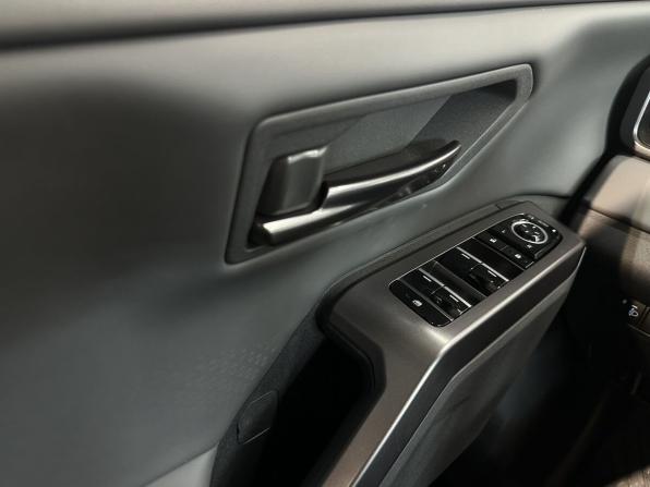 Toyota RAV4 VI (XA60) с пробегом 2025 года, цена 4 300 000 рублей, 50 км, внедорожник, Автокод Объявления