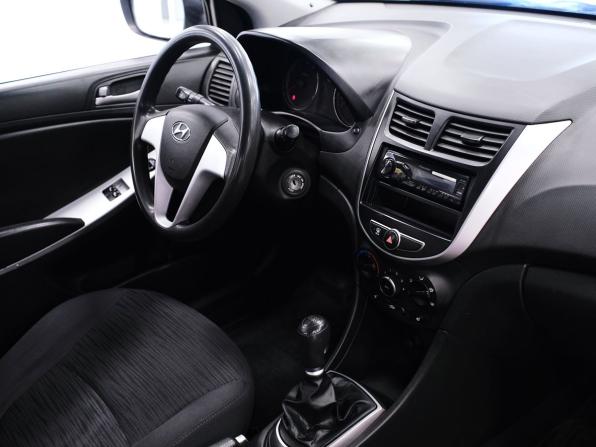 Hyundai Solaris I Рестайлинг с пробегом 2016 года, цена 725 000 рублей, 126394 км, седан, Автокод Объявления