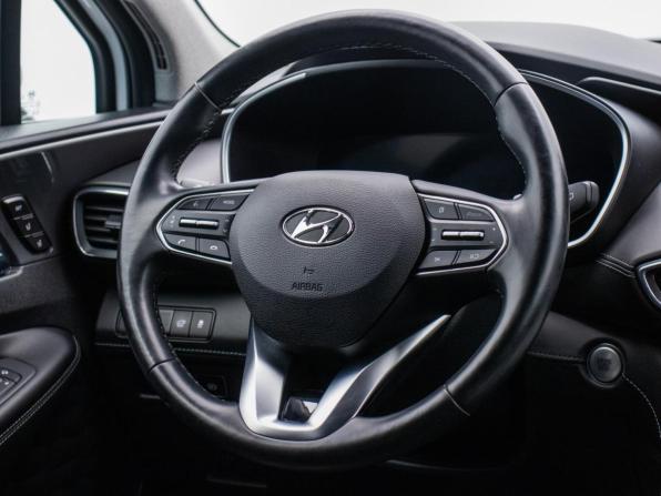 Hyundai Santa Fe IV Рестайлинг с пробегом 2022 года, цена 3 340 000 рублей, 120000 км, внедорожник, Автокод Объявления