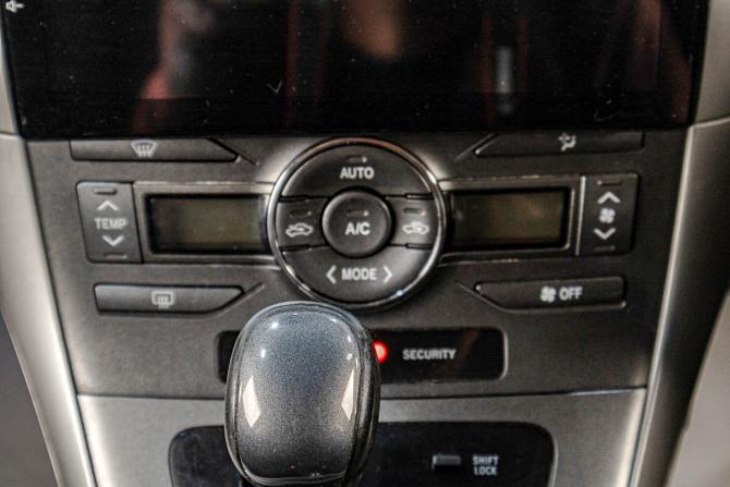 Toyota Auris I с пробегом 2007 года, цена 749 000 рублей, 205000 км, хэтчбек, Автокод Объявления