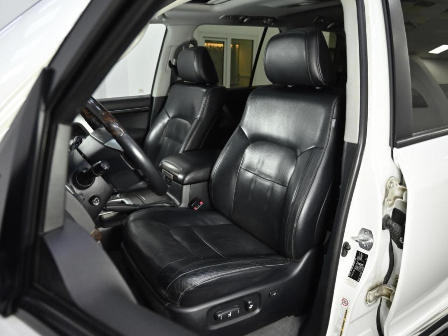 Toyota Land Cruiser 200 Series Рестайлинг 1 Москва  - изображение 17