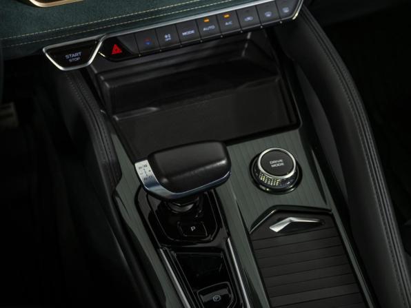 Geely Monjaro I с пробегом 2023 года, цена 3 279 000 рублей, 57157 км, внедорожник, Автокод Объявления