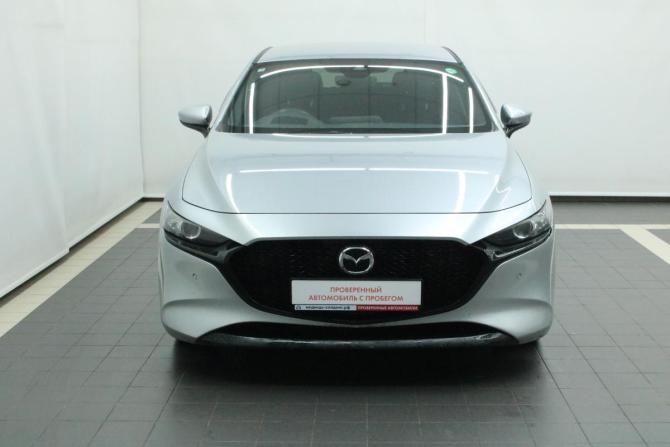 Mazda 3 IV (BP) с пробегом 2021 года, цена 1 395 000 рублей, 132156 км, хэтчбек, Автокод Объявления