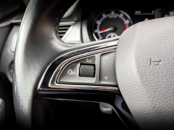 Skoda Rapid I Рестайлинг с пробегом 2018 года, цена 1 220 000 рублей, 148978 км, лифтбек, Автокод Объявления