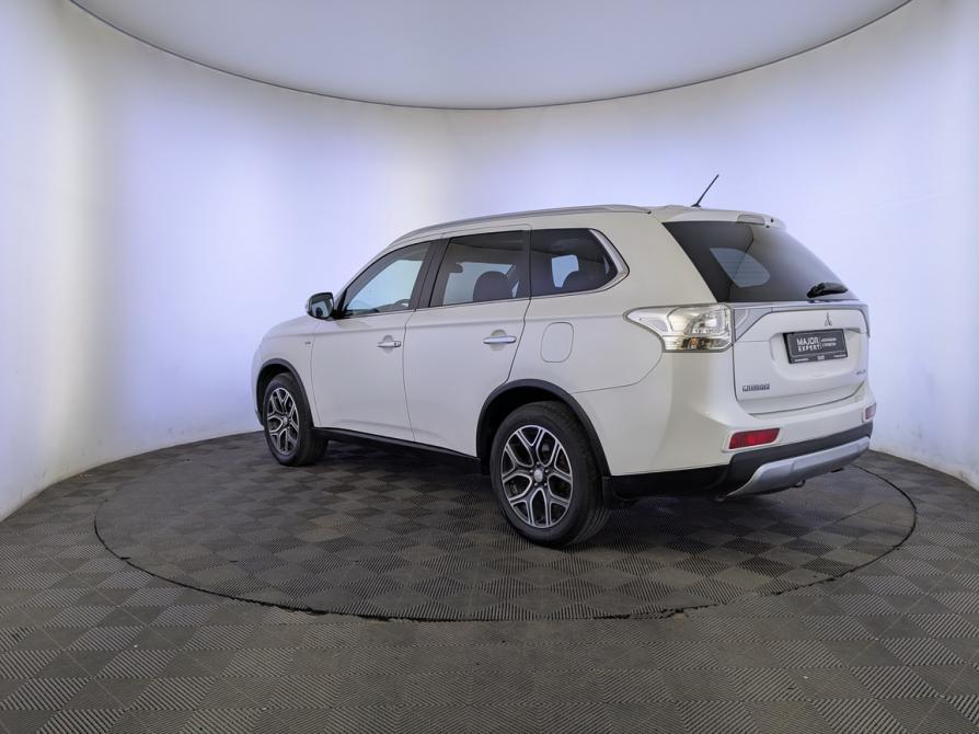 Mitsubishi Outlander III Рестайлинг Москва  - изображение 7