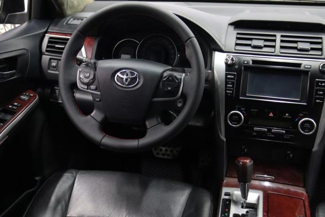 Toyota Camry VII (XV50) с пробегом 2012 года, цена 1 295 950 рублей, 277120 км, седан, Автокод Объявления