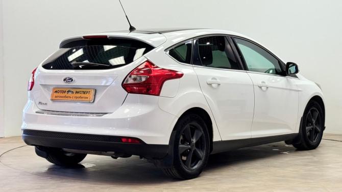 Ford Focus III с пробегом 2013 года, цена 755 000 рублей, 160000 км, хэтчбек, Автокод Объявления