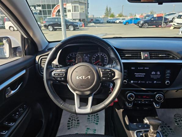 Kia Rio IV Рестайлинг с пробегом 2022 года, цена 1 699 995 рублей, 121298 км, хэтчбек, Автокод Объявления