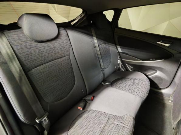 Hyundai Solaris I Рестайлинг с пробегом 2015 года, цена 973 000 рублей, 129007 км, хэтчбек, Автокод Объявления