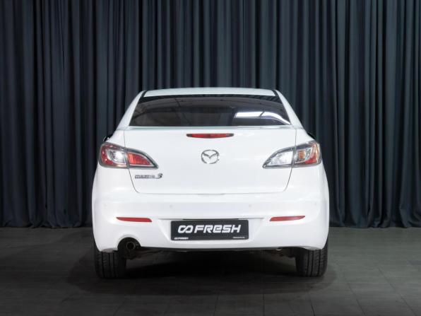 Mazda 3 II (BL) Рестайлинг с пробегом 2012 года, цена 888 000 рублей, 232972 км, седан, Автокод Объявления