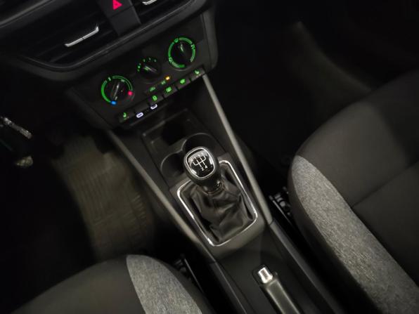 Skoda Rapid II с пробегом 2021 года, цена 1 382 000 рублей, 135700 км, лифтбек, Автокод Объявления