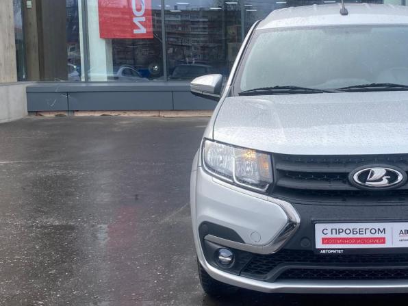 Lada (ВАЗ) Largus I Рестайлинг с пробегом 2024 года, цена 1 379 000 рублей, 9609 км, универсал, Автокод Объявления