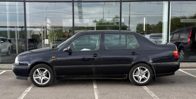 Volkswagen Vento с пробегом 1992 года, цена 145 000 рублей, 240000 км, седан, Автокод Объявления