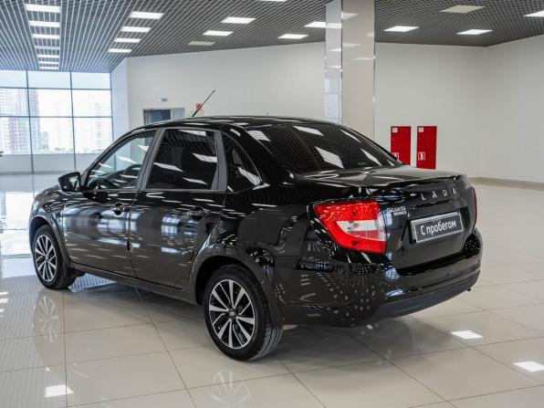 Lada (ВАЗ) Granta I Рестайлинг с пробегом 2022 года, цена 744 000 рублей, 63338 км, седан, Автокод Объявления
