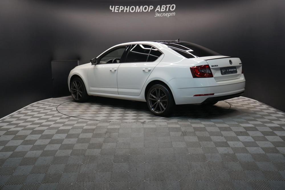 Skoda Octavia III (A7) Рестайлинг Крым  - изображение 3