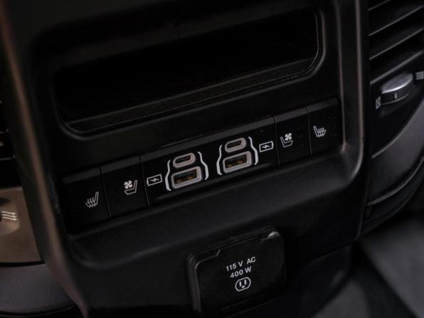 Ram 1500 V с пробегом 2022 года, цена 15 600 000 рублей, 9256 км, offers.body_type.unknown, Автокод Объявления