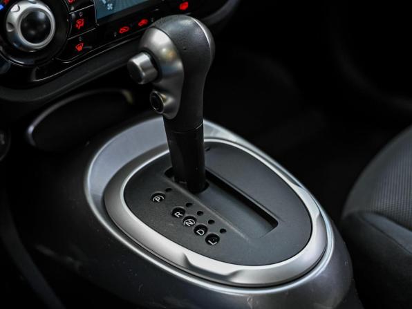 Nissan Juke I с пробегом 2013 года, цена 920 000 рублей, 196662 км, внедорожник, Автокод Объявления