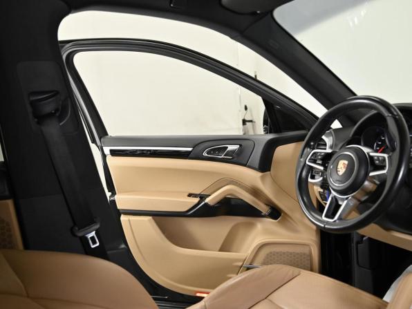 Porsche Cayenne II Рестайлинг (958) с пробегом 2015 года, цена 3 149 000 рублей, 135000 км, внедорожник, Автокод Объявления