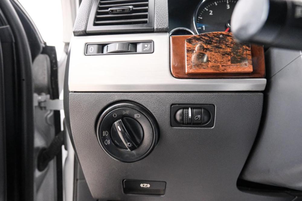 Volkswagen Touareg I Рестайлинг Красноярск  - изображение 17