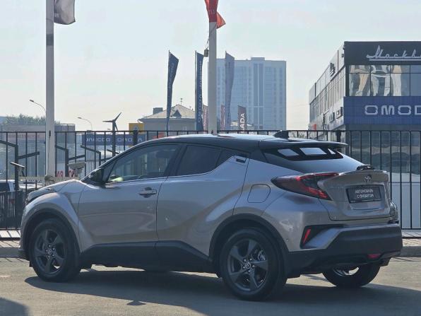 Toyota C-HR I с пробегом 2019 года, цена 2 420 000 рублей, 48402 км, внедорожник, Автокод Объявления