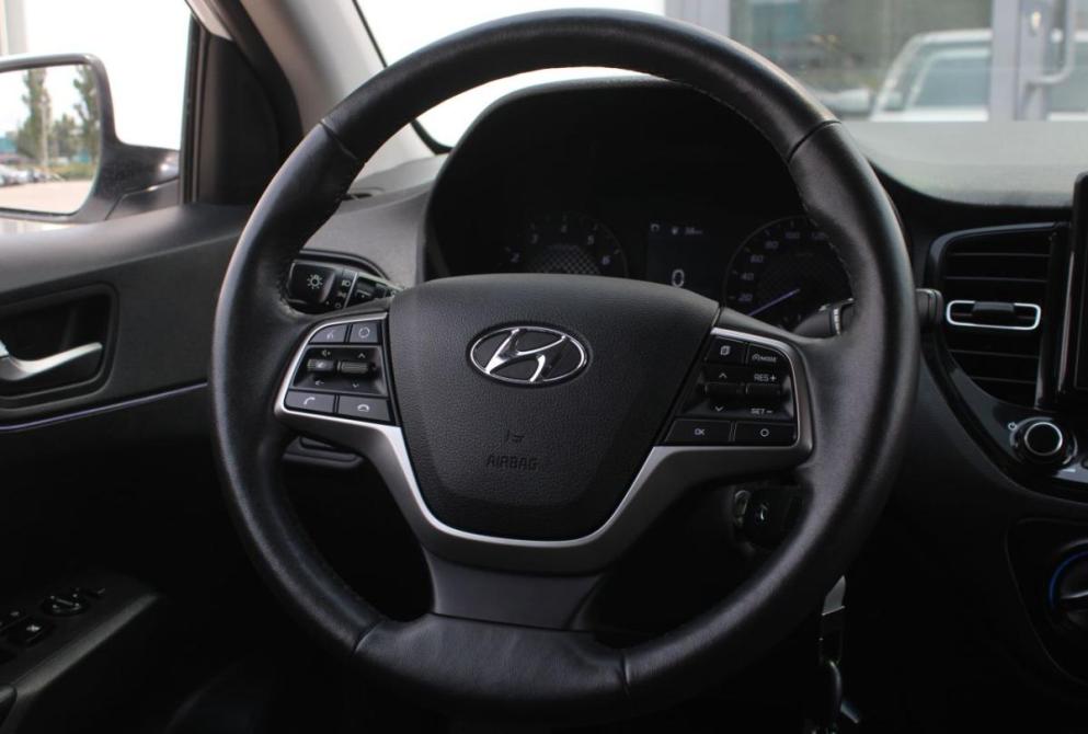Hyundai Solaris II Рестайлинг Саратов  - изображение 17