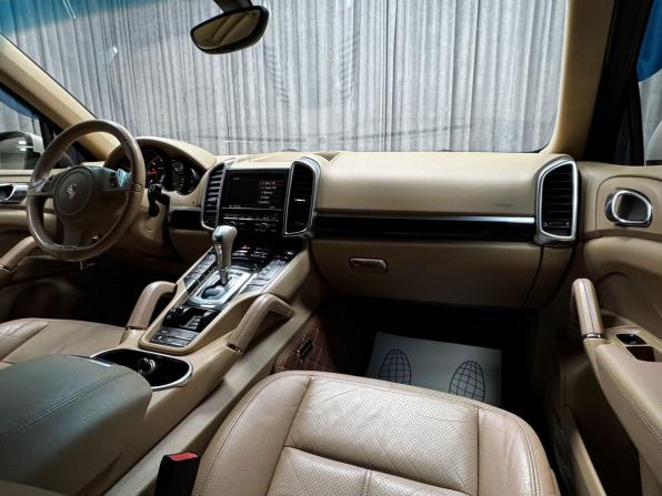 Porsche Cayenne II (958) с пробегом 2011 года, цена 2 550 000 рублей, 246269 км, внедорожник, Автокод Объявления