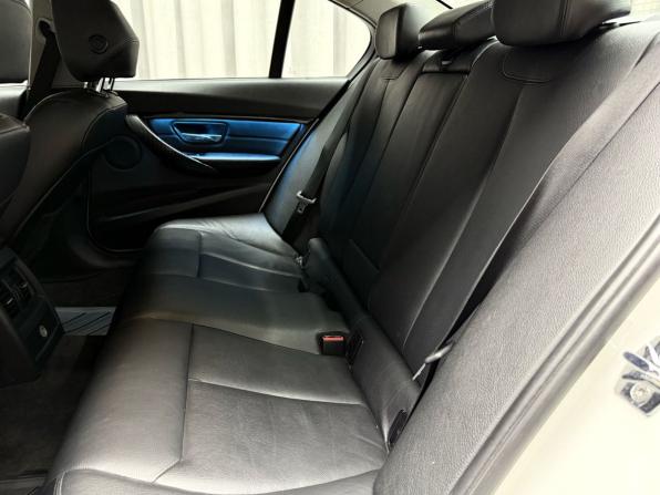 BMW 3 серии VI (F3x) с пробегом 2012 года, цена 1 999 000 рублей, 298000 км, седан, Автокод Объявления