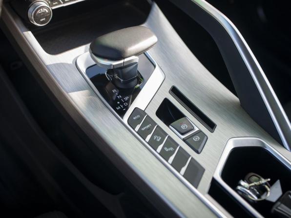 Geely Coolray I с пробегом 2023 года, цена 2 000 000 рублей, 30645 км, внедорожник, Автокод Объявления
