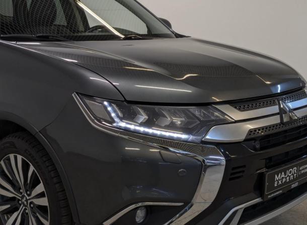 Mitsubishi Outlander III Рестайлинг 3 с пробегом 2019 года, цена 2 350 000 рублей, 151000 км, внедорожник, Автокод Объявления