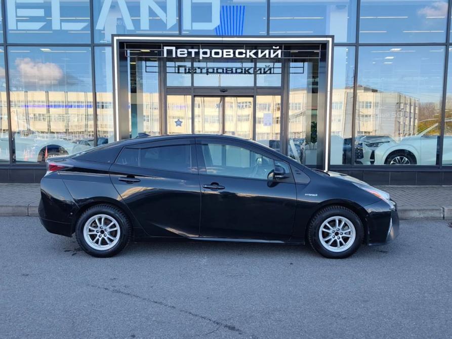 Toyota Prius IV (XW50) Санкт-Петербург  - изображение 5