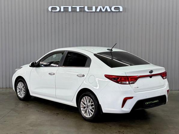 Kia Rio IV с пробегом 2018 года, цена 1 497 000 рублей, 93804 км, седан, Автокод Объявления