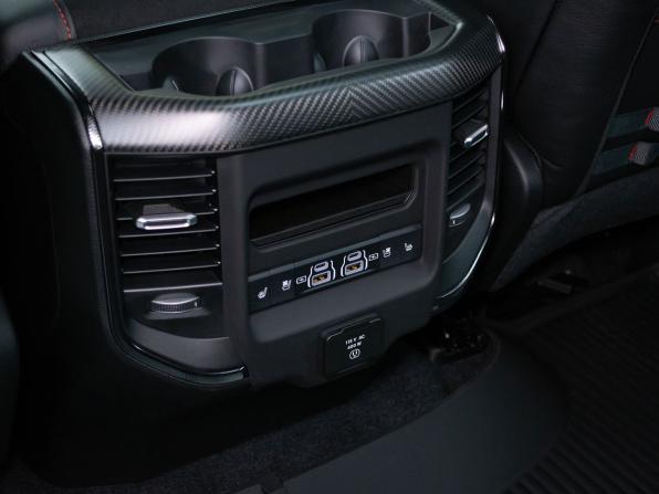Ram 1500 V Рестайлинг с пробегом 2026 года, цена 12 499 000 рублей, 68 км, offers.body_type.unknown, Автокод Объявления