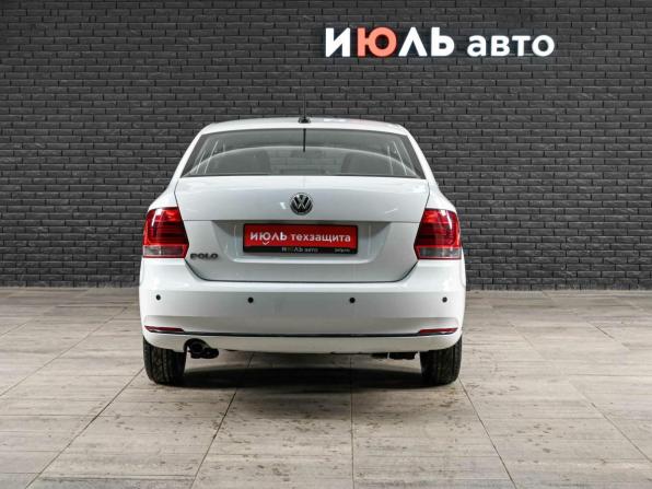 Volkswagen Polo V Рестайлинг с пробегом 2019 года, цена 1 055 000 рублей, 36366 км, седан, Автокод Объявления