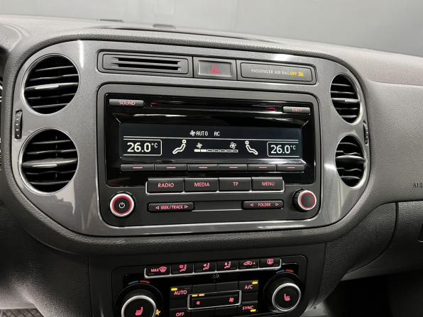 Volkswagen Tiguan I Рестайлинг с пробегом 2012 года, цена 1 180 000 рублей, 102012 км, внедорожник, Автокод Объявления