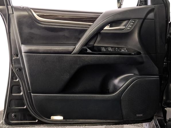 Lexus LX III Рестайлинг 2 с пробегом 2021 года, цена 9 187 800 рублей, 129750 км, внедорожник, Автокод Объявления