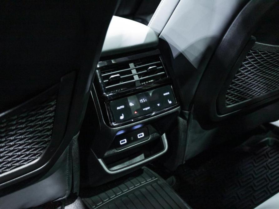 Geely Monjaro I Санкт-Петербург  - изображение 15
