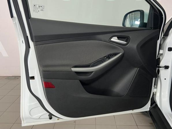 Ford Focus III с пробегом 2011 года, цена 680 000 рублей, 183014 км, седан, Автокод Объявления