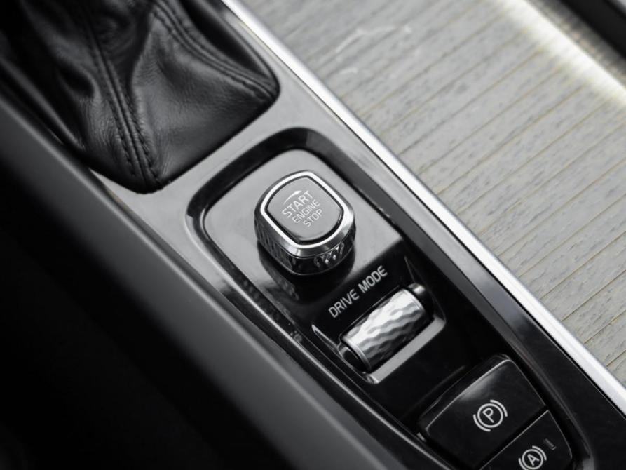 Volvo XC60 II Санкт-Петербург  - изображение 22