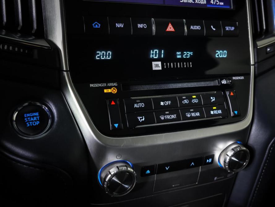 Toyota Land Cruiser 200 Series Рестайлинг 2 Москва  - изображение 19
