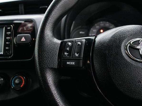 Toyota Vitz III (XP130) Рестайлинг с пробегом 2019 года, цена 1 050 000 рублей, 73286 км, хэтчбек, Автокод Объявления