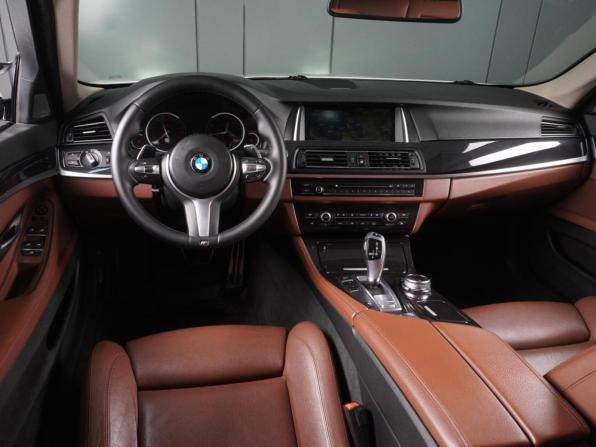 BMW 5 серии VI (F10/F11/F07) Рестайлинг с пробегом 2015 года, цена 2 299 000 рублей, 179080 км, седан, Автокод Объявления