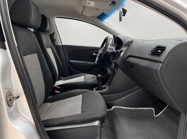 Volkswagen Polo V с пробегом 2012 года, цена 599 000 рублей, 177000 км, седан, Автокод Объявления