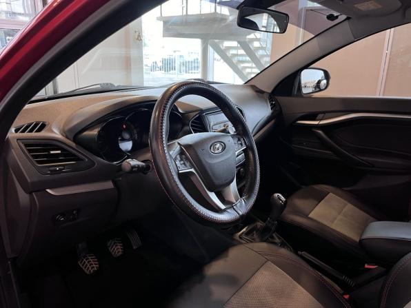 Lada (ВАЗ) Vesta I с пробегом 2018 года, цена 965 000 рублей, 92996 км, седан, Автокод Объявления