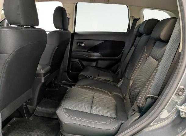 Mitsubishi Outlander III Рестайлинг 3 с пробегом 2020 года, цена 2 300 000 рублей, 92167 км, внедорожник, Автокод Объявления