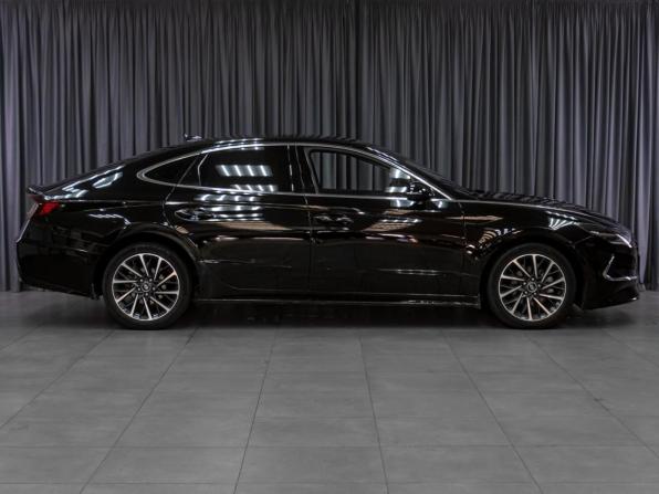 Hyundai Sonata VIII (DN8) с пробегом 2019 года, цена 2 399 000 рублей, 67016 км, седан, Автокод Объявления